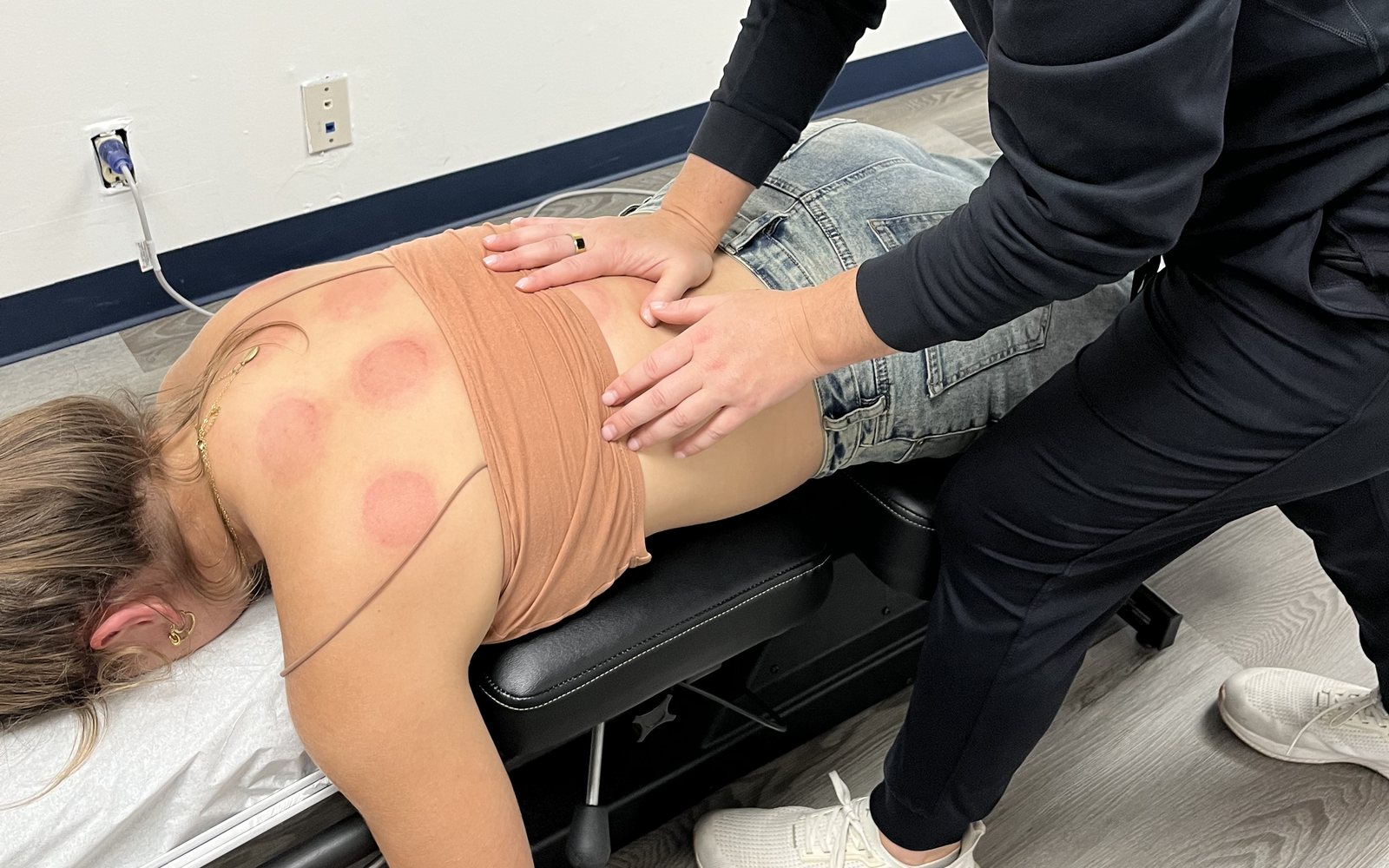 Spinal Flexion Distraction